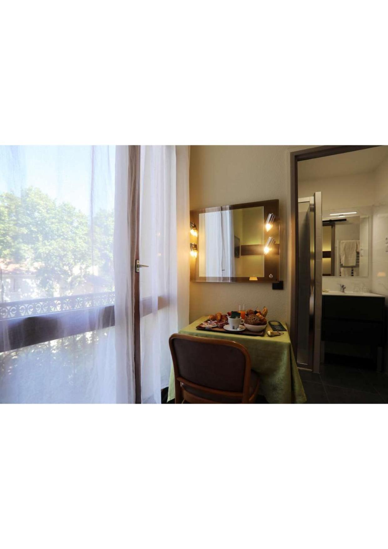 Hotel Belleville Ламалу-ле-Бен Екстериор снимка